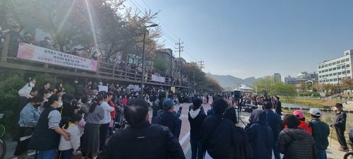 지난해 4월 열린 '우이천 꽂히다' 축제