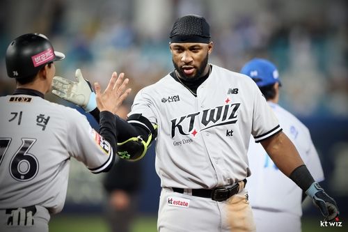 kt 멜 로하스 주니어