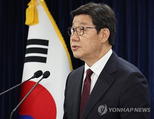 브리핑하는 노연홍 의료개혁특위 위원장