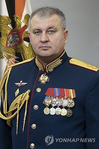 뇌물수수 혐의로 체포된 바딤 샤마린 중장