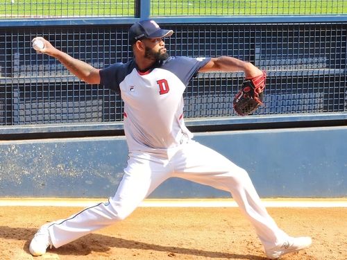 불펜 피칭하는 알칸타라