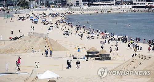 여름 찾아온 해운대