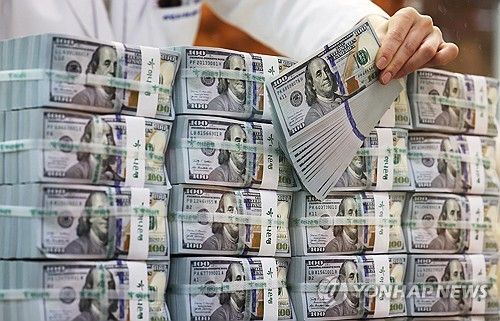 4월 외화예금 36.6억달러↓…기업 달러예금 감소