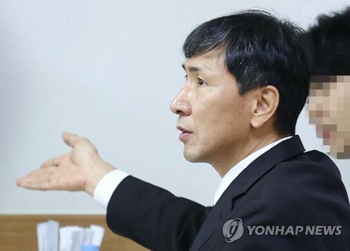 형집행정지로 일시 석방된 안희정