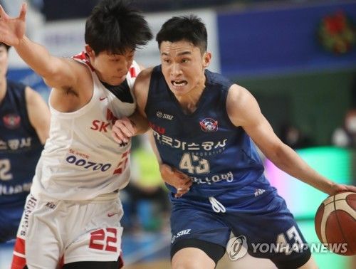 '이대성, 돌파시도'