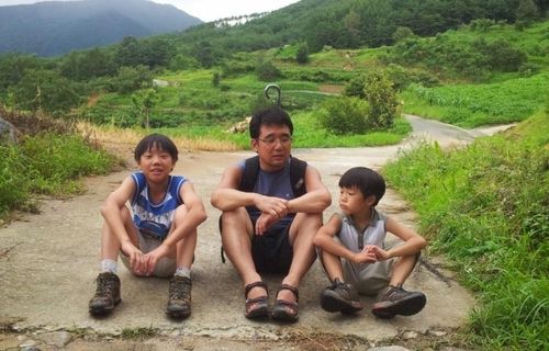 어린 시절 육청명