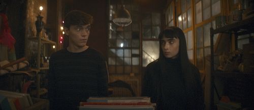 영화 '난 엄청 창의적인 휴머니스트 뱀파이어가 될 거야' 속 한 장면