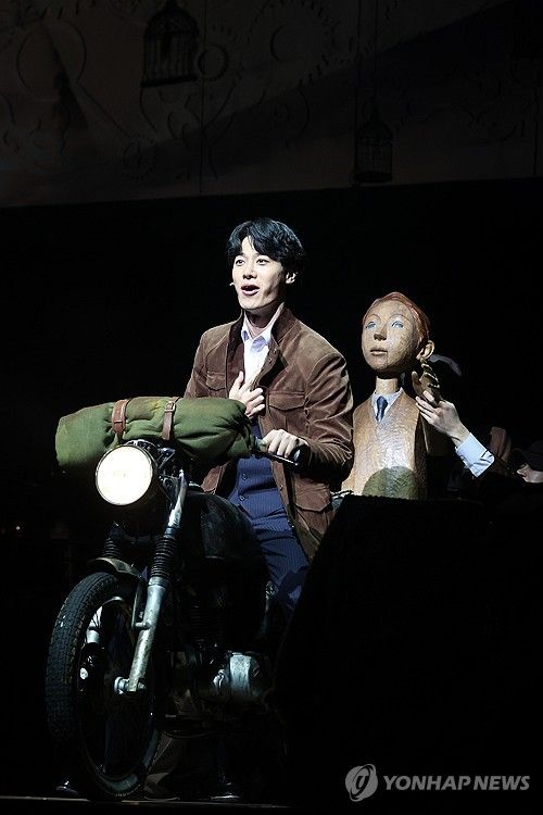 벤자민 버튼 역 맡은 김성식