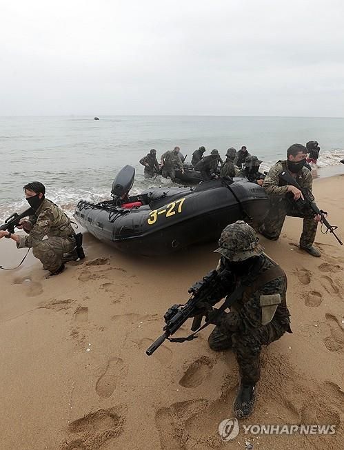 특전사 장병들 연합훈련 장면