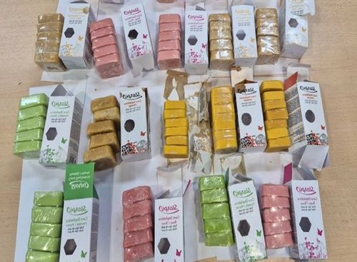 제모용 왁스 형태로 특수제작된 코카인