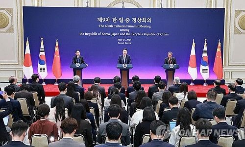 윤석열 대통령, 제9차 한일중 정상회의 공동기자회견 발언