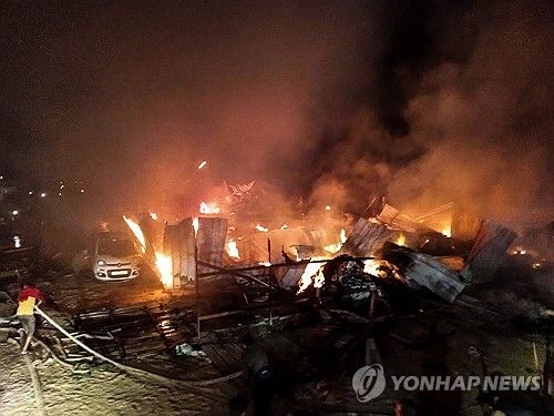 이스라엘의 공습으로 불타는 가자지구