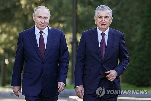 푸틴 러시아 대통령과 미르지요예프 우즈베크 대통령 정상회담