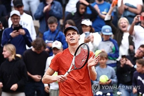 1회전을 통과한 신네르