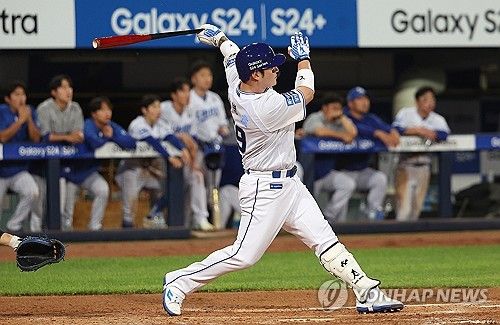 삼성 박병호, 홈런으로 이적 신고