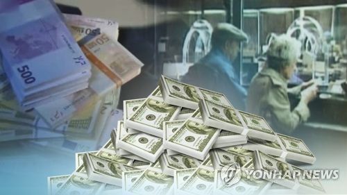 10억 넘는 해외계좌에 61조…내년엔 더 늘 듯(CG)