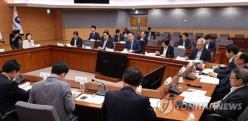 국민연금기금운용위원회 주재하는 조규홍 장관