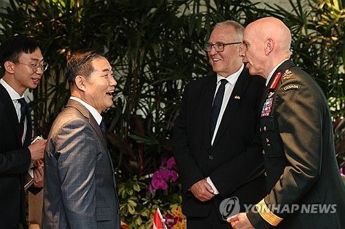 신원식 국방부 장관, 캐나다 국방장관과 회담