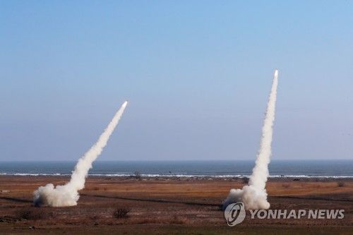 고속기동포병로켓시스템(HIMARS·하이마스) 발사 훈련