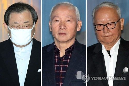 '특활비 상납' 항소심 선고 출석하는 이병기·남재준·이병호