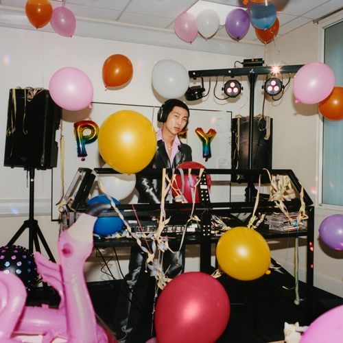 RM 솔로 2집 '라이트 플레이스, 롱 퍼슨'