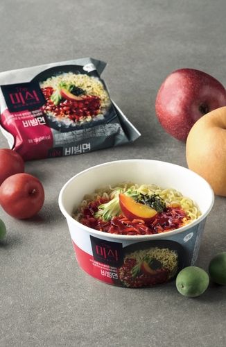 하림 '더미식 비빔면' 용기면