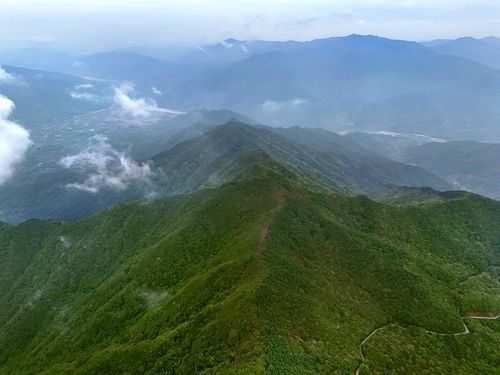형제봉과 섬진강[사진/백승렬 기자]