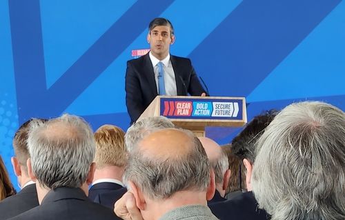 총선 공약 발표하는 수낵 총리