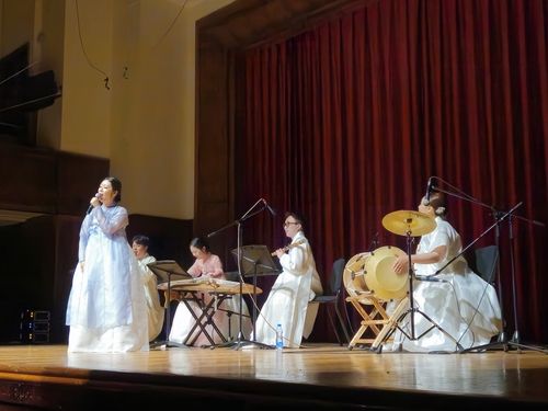 세르비아에 울려 퍼진 퓨전 국악