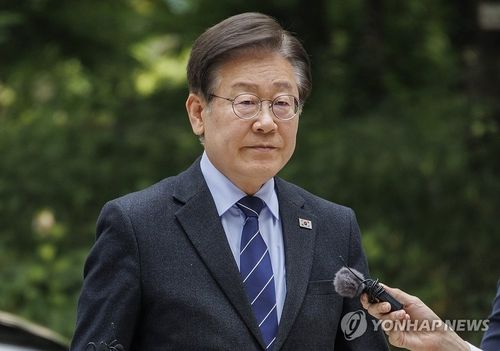 '공직선거법 재판 위증교사 혐의' 관련 공판 출석하는 이재명 민주당 대표