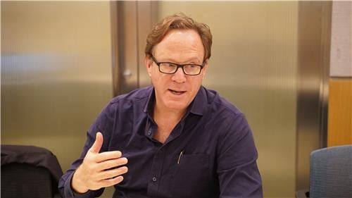 발언하는 애덤 시셀 그래비티캐피털자산운용 대표