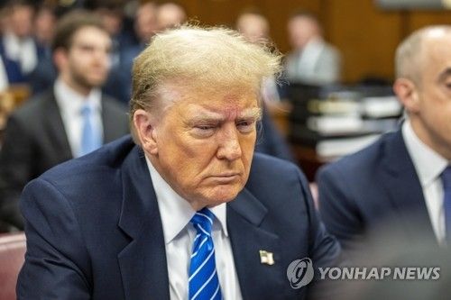 형사재판 출석한 트럼프 전 대통령