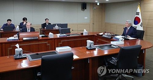위원장과 부위원장 참석한 방통위