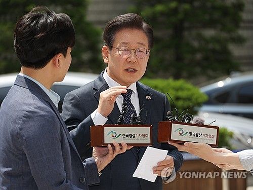 "언론이 본연의 역할을 해야"