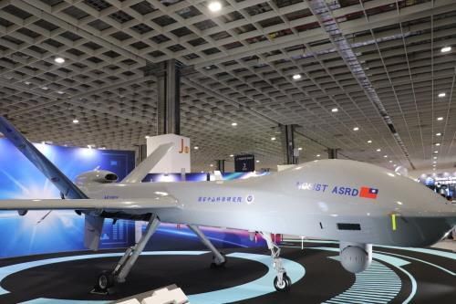 대만산 공격용 대형 무인기 텅윈(MU1811) 