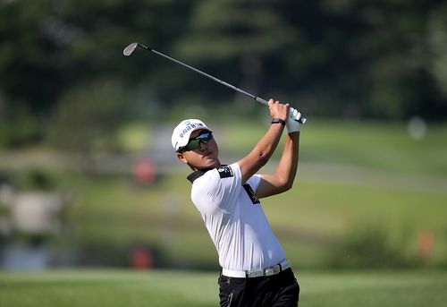 조우영의 아이언샷.