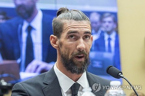 펠프스 "WADA는 신뢰를 잃었다"