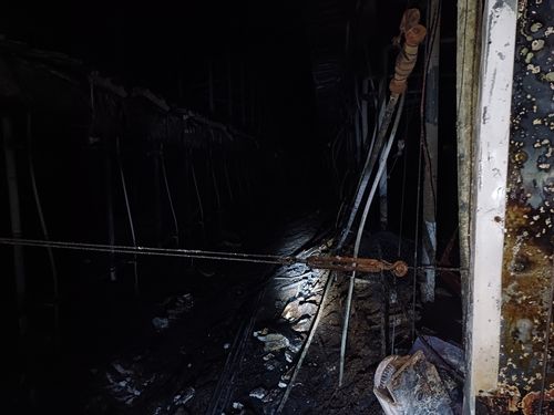 불에 탄 천안 양계장 