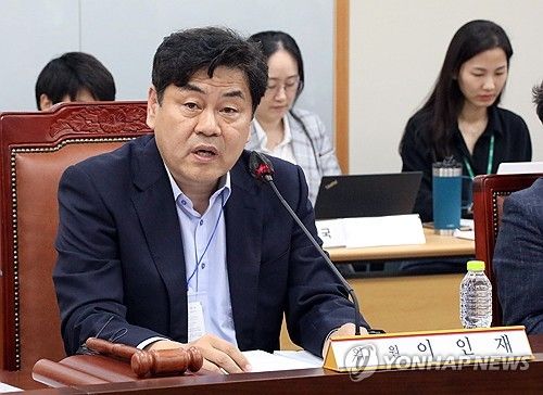 인사말 하는 이인재 최저임금위원회 위원장