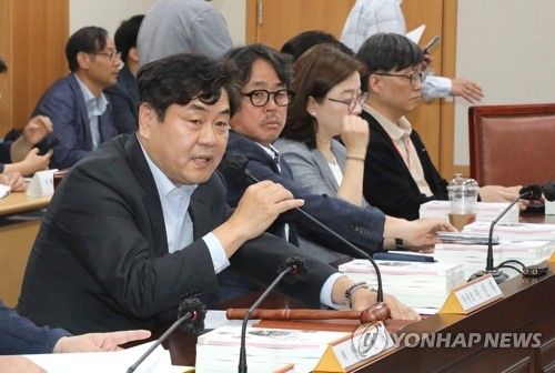 발언하는 이인재 최저임금위원회 위원장