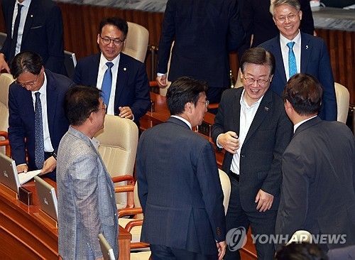 밝은 분위기의 더불어민주당