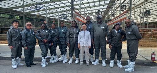 횡성한우 농장 방문한 보츠와나 대표단 