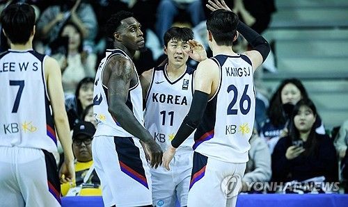 2월 아시아컵 예선 태국전 대승 거둔 한국 농구대표팀