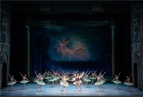 국립발레단 '돈키호테' 공연 장면