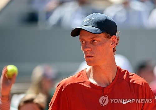 올해 호주오픈 챔피언 신네르