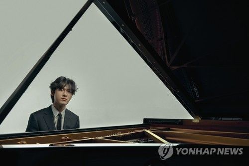 피아니스트 임윤찬