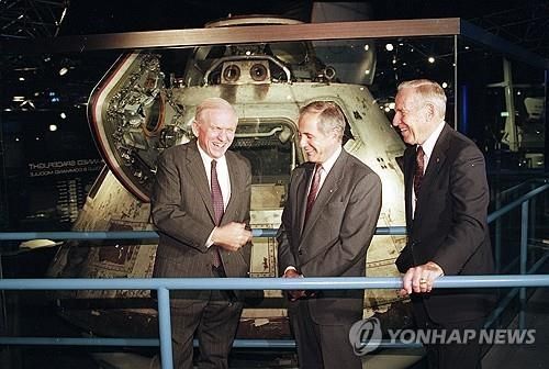 아폴로 8호 우주비행사들 