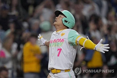 김하성의 홈런 세리머니 