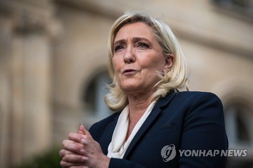 프랑스 극우 정치인 마린 르펜 