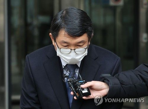 고개 숙인 김석균 전 해경청장